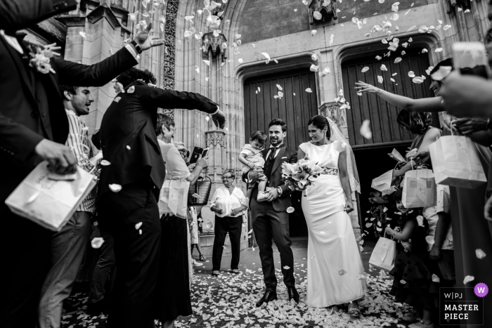 Photo by: <a href="https://www.wpja.com/contests/2019-v18/best-wedding-photographers/2566011">Florent Cattelain - Labarthe-sur-Lèze </a> Cathedrale St Etienne, Toulouse, France - Photo of bride and groom during church outing