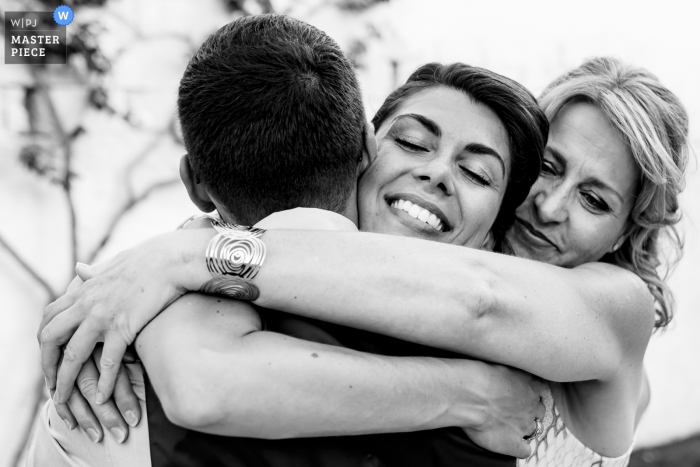 Photo by: <a href="https://www.wpja.com/contests/2019-v18/best-wedding-photographers/2566240">Philippe Swiggers - Bekkevoort </a> Masseria Don Luigi Emotions - Wedding photography in black and white with hugs.
