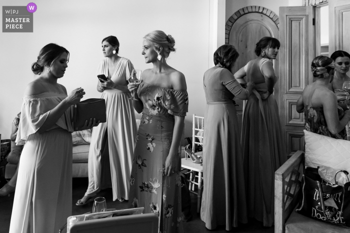 Photo by: <a href="https://www.wpja.com/contests/2019-v18/best-wedding-photographers/2566490">Cindy Brown - Atlanta Georgia</a> Wrightsville Manor, Wrightville, SC wedding venue photos | Getting Ready Bridesmaids
