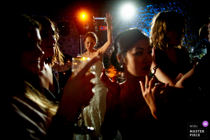 Photo by: <a href="https://www.wpja.com/contests/2019-v18/best-wedding-photographers/2566692">Martin Beddall - Horsham West Sussex</a> Cissbury Barns, West Sussex, UK Bride on the dance floor - Wedding Reportage Photographer