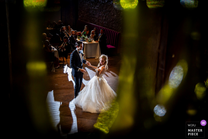 Photo by: <a href="https://www.wpja.com/contests/2019-v18/best-wedding-photographers/2567832">Victoria Sprung - Chicago Illinois</a> City Winery, Chicago wedding venue photography of the first dance