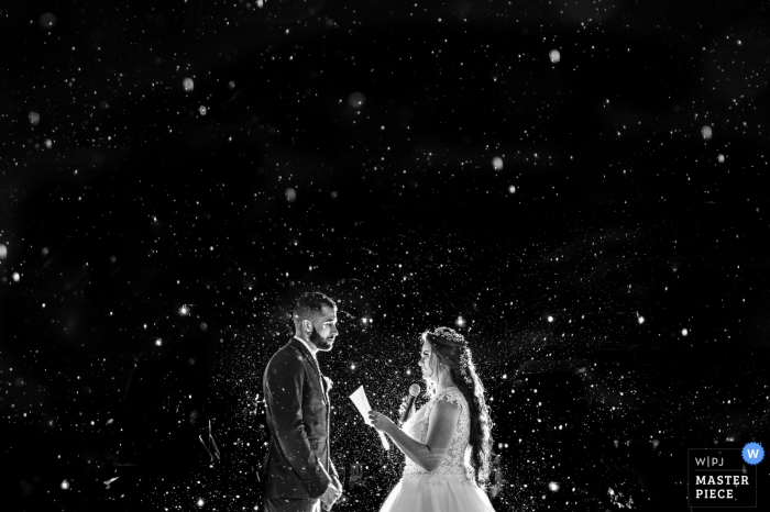 Photo by: <a href="https://www.wpja.com/contests/2019-v18/best-wedding-photographers/2567989">Vinicius Fadul - Campinas São Paulo</a> Espaço Barão - Campinas Wedding Photography of vows in the rain at night with the bride and groom
