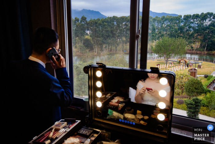 Photo by: <a href="https://www.wpja.com/contests/2019-v19/best-wedding-photographers/2570083">Su Xu - Fuzhou </a> fujian china Wedding moment of bride preparing with mirror.