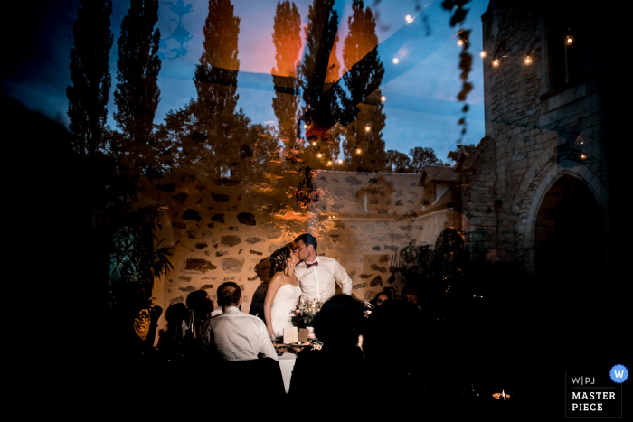 Frankrijk - Château de Pontarmé trouwfoto bevat: Wanneer licht en onmiddellijk tegelijk vallen