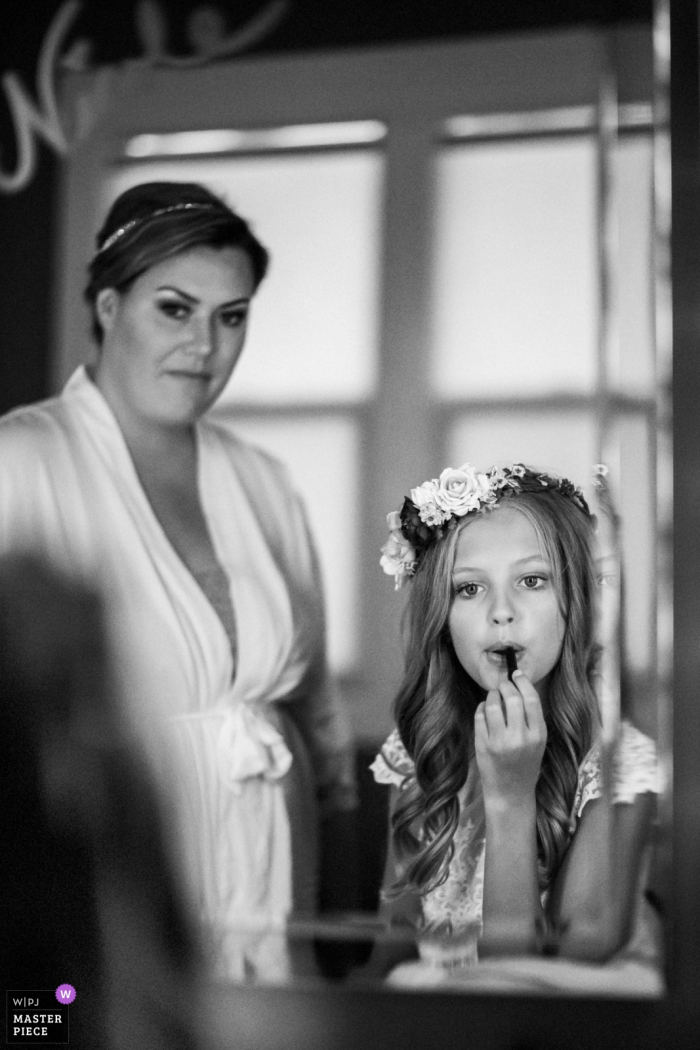 Photo by: <a href="https://www.wpja.com/contests/2019-v19/best-wedding-photographers/2571702">Chris Shum - Sunnyvale California</a> Deer Park Villa, Fairfax wedding pictures - Flower girl getting ready in the mirror