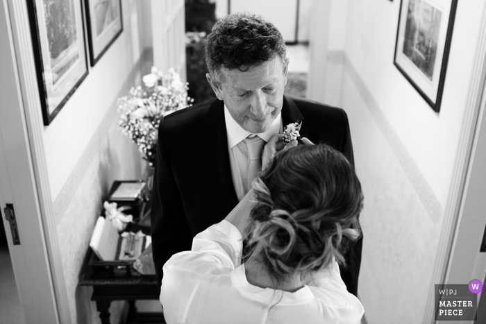 Bride's Home in Trapani, Italy	| Wedding Day Photography | Dad emotions in his eyes