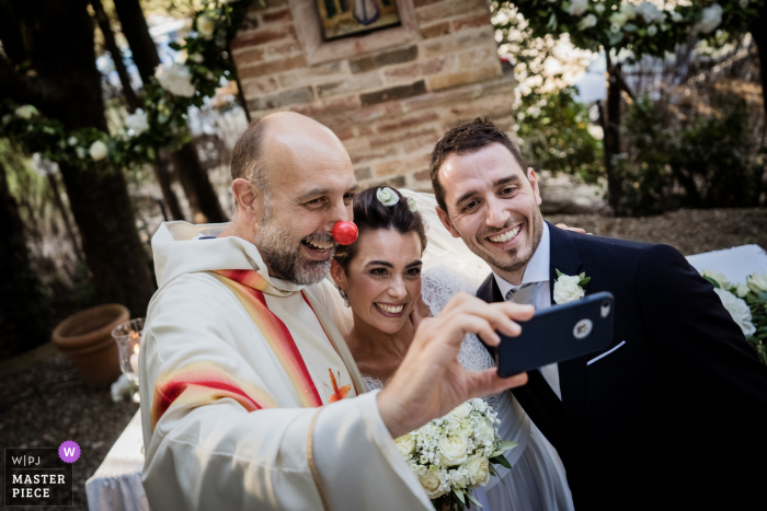 Trequanda, Siena, Fattoria del Colle Hochzeit | Lustige Momente direkt nach dem Cemerony