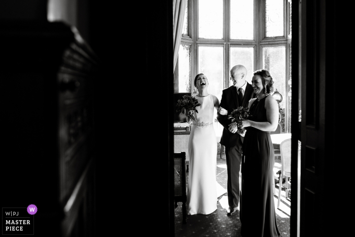 England wedding photo from Manor By The Lake of The moment before the ceremony 