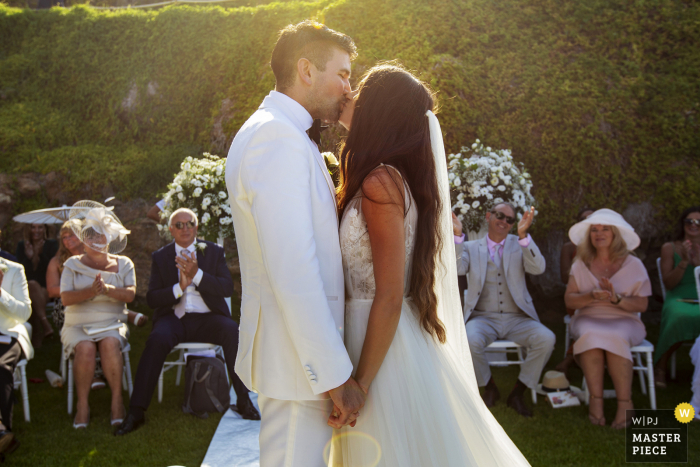 Hochzeitsfoto von der Burg Lanza, Trabia - Palermo von einer Hochzeit in einem Reiseziel zu glücklichen Verwandten für das Brautpaar in Sizilien