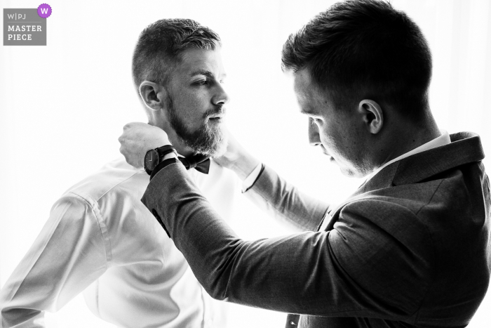 PL wedding photo from Hotel Korona Palace Leczyca, Poland of The groom in preparation