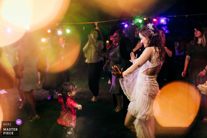 Turchia Gebze fotografia di matrimonio della sposa che colpisce la pista da ballo