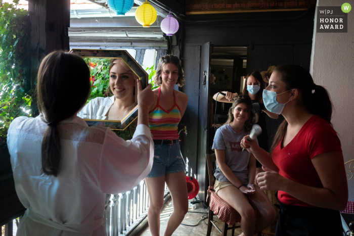 Alsace wedding photography from the Hotel Kientzheim during the Perfect makeup for the bride