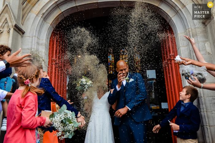 Church wedding photography of the bride & groom at the exit of the church Church wedding photography of the bride & groom at the exit of the church