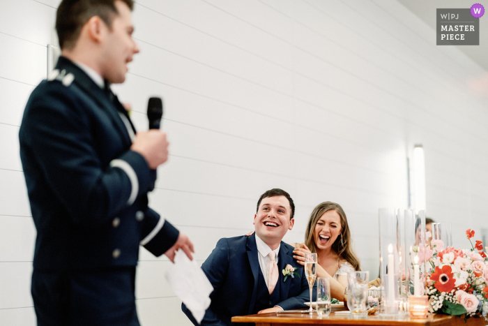 Harwich, MA baseado em fotografia de casamento e evento no Wychmere Beach Club do discurso engraçado Harwich, MA baseado em fotografia de casamento e evento no Wychmere Beach Club do discurso engraçado