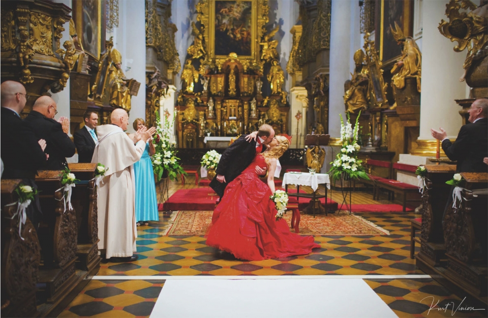 Prague wedding photographer Kurt Vinion Client reviews for Prague wedding photographer Kurt Vinion