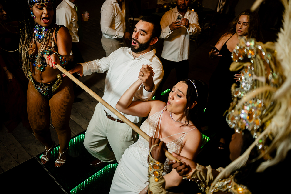 Wedding picture from Playa del Carmen showing fun at the party