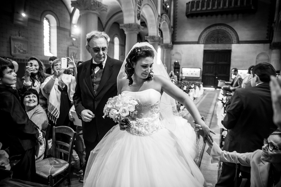 Chateau de Santeny wedding photographer Chateau de Santeny wedding photo of bride in the church