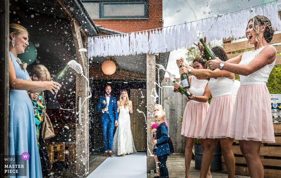 Marlies Dekker, di Zuid Holland, è una fotografa di matrimoni per strand Binnen - Breda (Paesi Bassi)