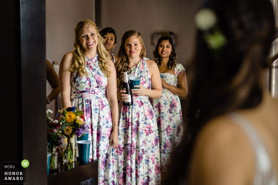 Photo by: <a href="https://www.wpja.com/contests/2018-v20-photography-competition/best-wedding-photographers/2391366">Nicole Chan - Quincy Massachusetts</a> Museum of Science Boston wedding pictures of bride getting ready by MA photographer