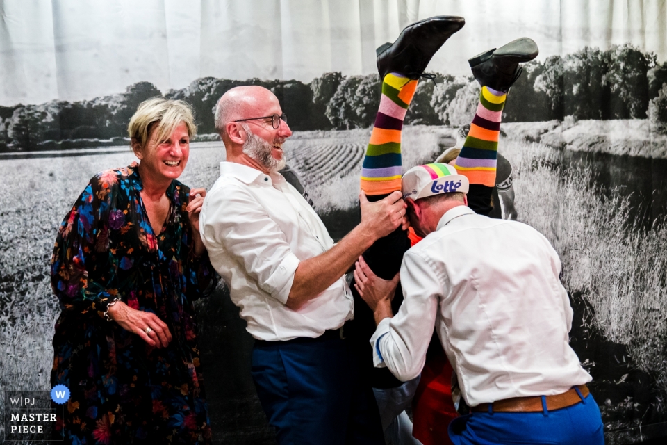Photo: <a href="https://www.wpja.com/contests/2019-v09/best-wedding-photographers/2540681"> Philippe Swiggers - Bekkevoort </a> Photographie de mariage Fonteinhof | Loto fun à ce mariage