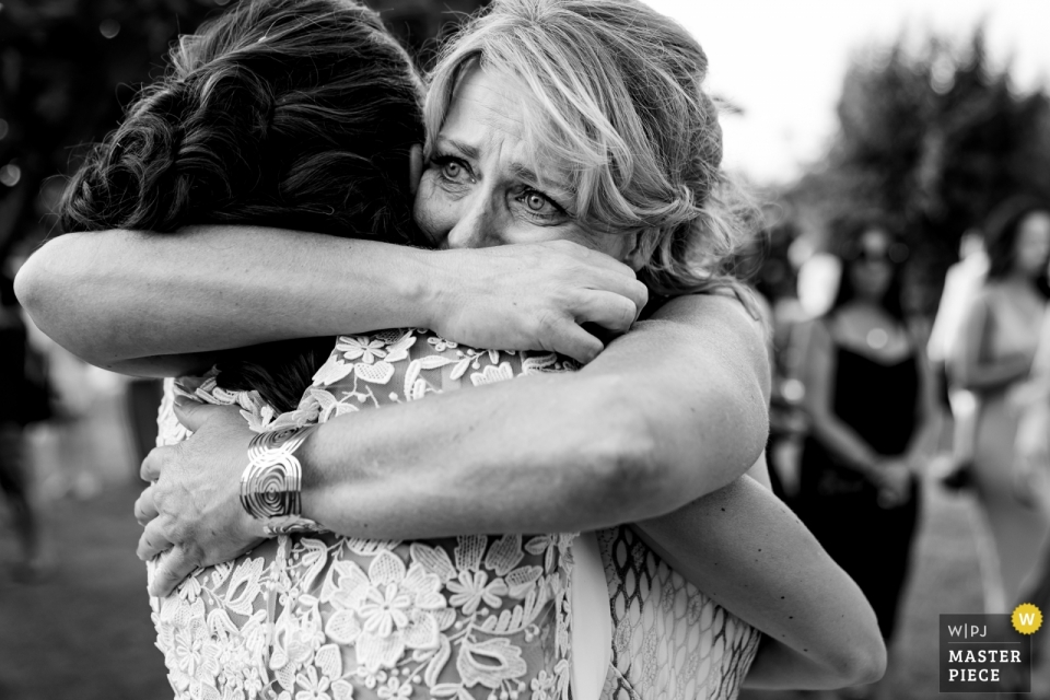 Foto por: <a href="https://www.wpja.com/contests/2019-v13/best-wedding-photographers/2550161"> Philippe Swiggers - Bekkevoort </a> Masseria Don Luigi Fotos de boda en blanco y negro de emociones