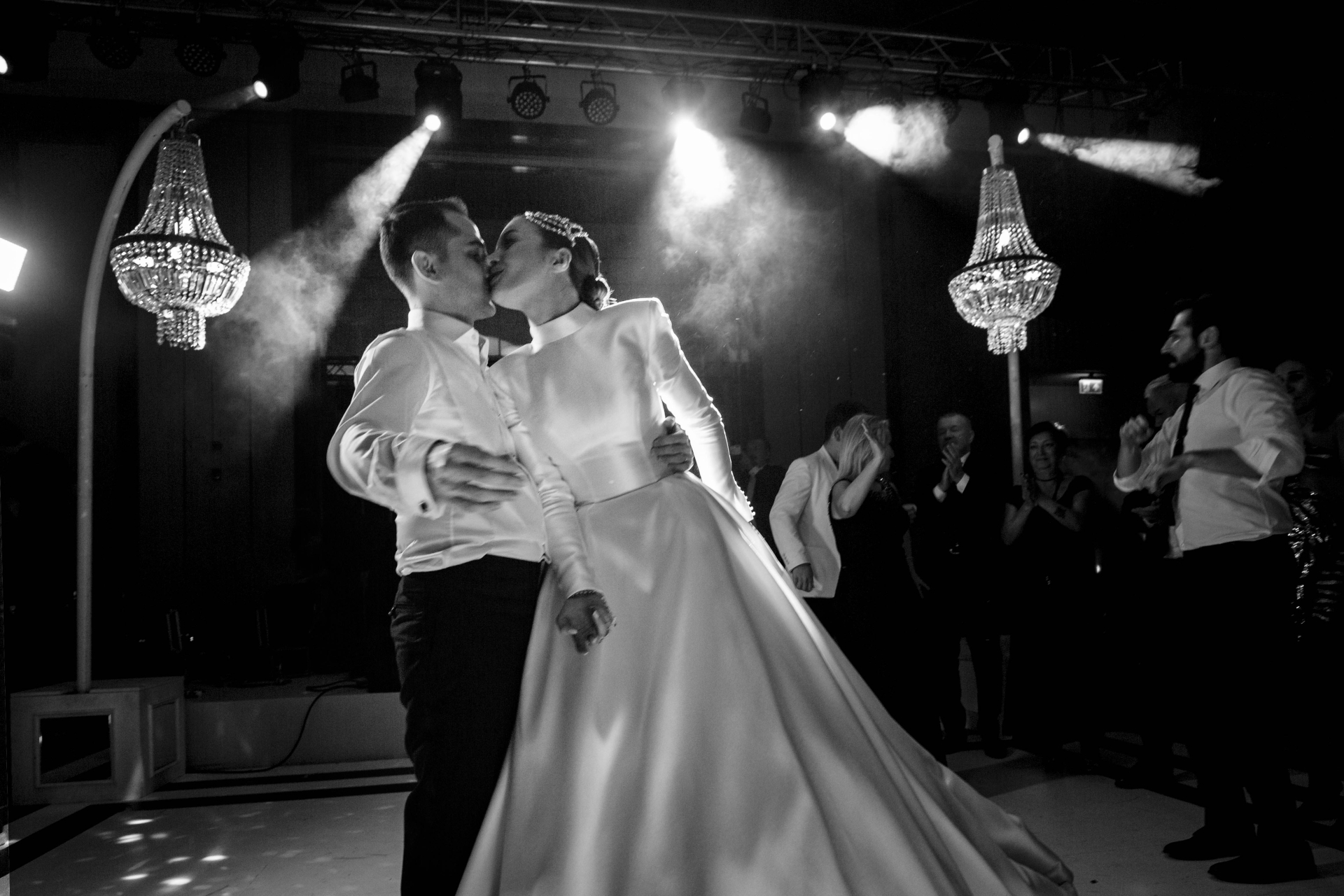 The bride and groom shared a romantic final kiss in Istanbul's Üsküdar at The Address Hotel The newlyweds shared a romantic kiss as the day came to an end at The Address Hotel